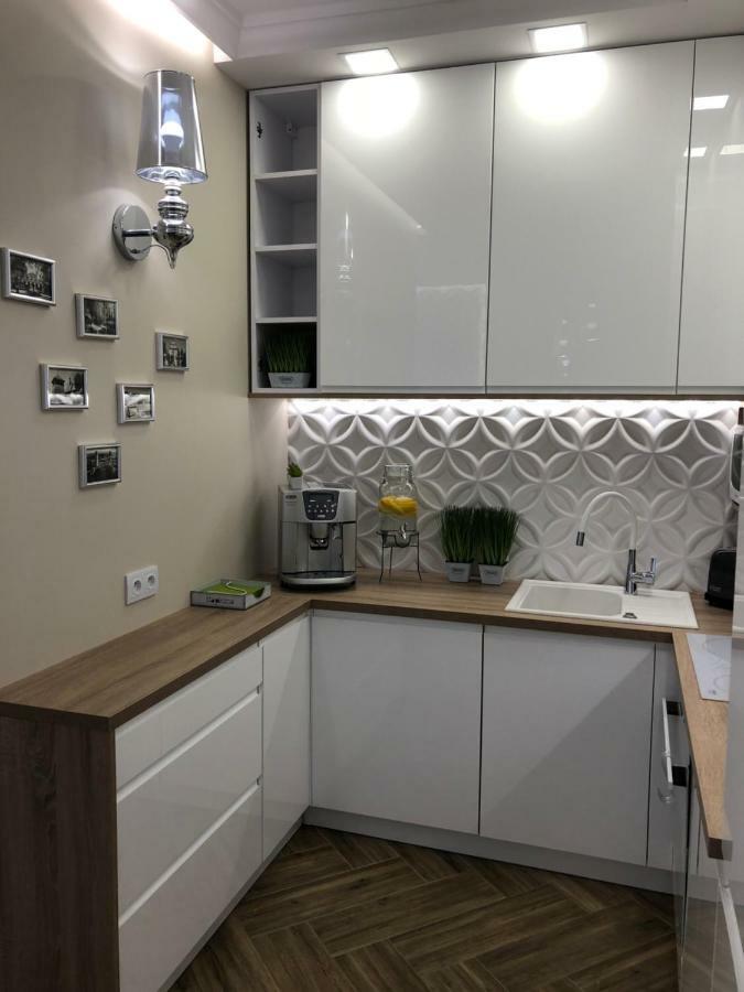 Family & Business Elegant Apartments Ul Warszawska - 2 Bedroom, Balcony, Parking كيلتشي المظهر الخارجي الصورة